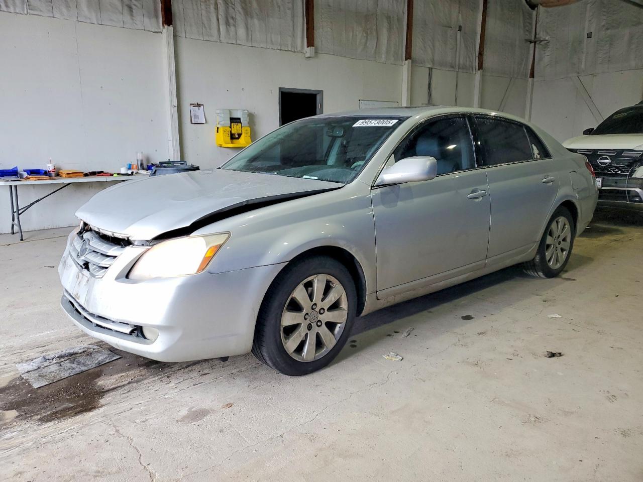 2006 TOYOTA AVALON