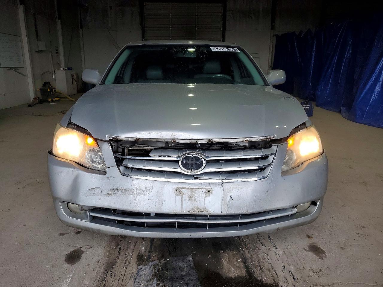 2006 TOYOTA AVALON XL photo 5