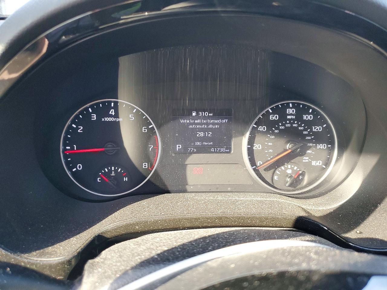 2023 KIA SELTOS EX photo 9