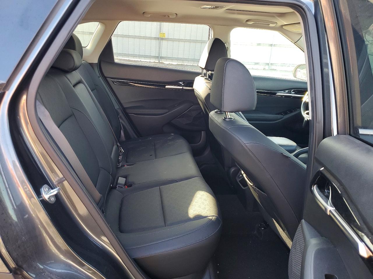 2023 KIA SELTOS EX photo 10