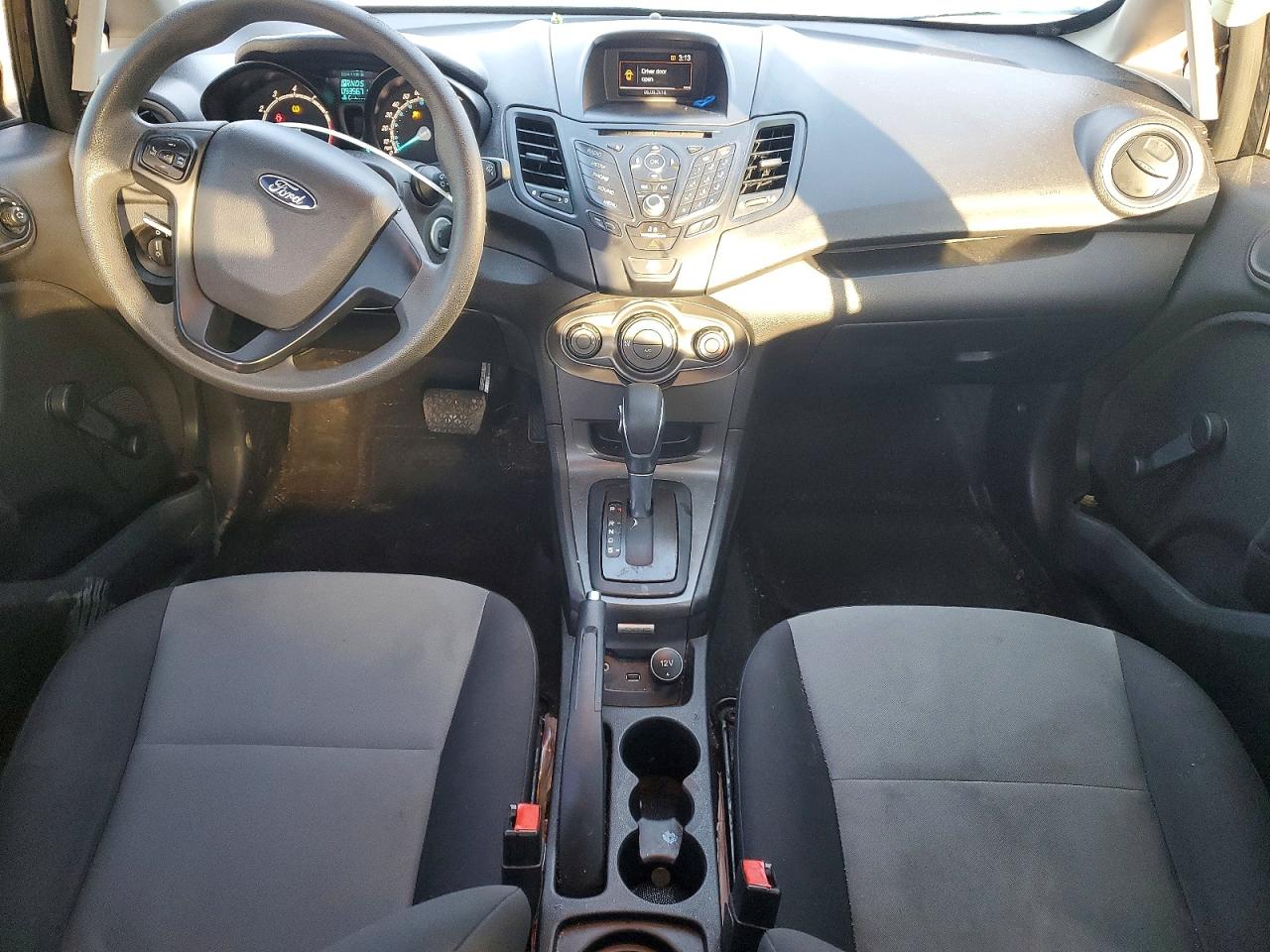 2018 FORD FIESTA S photo 8
