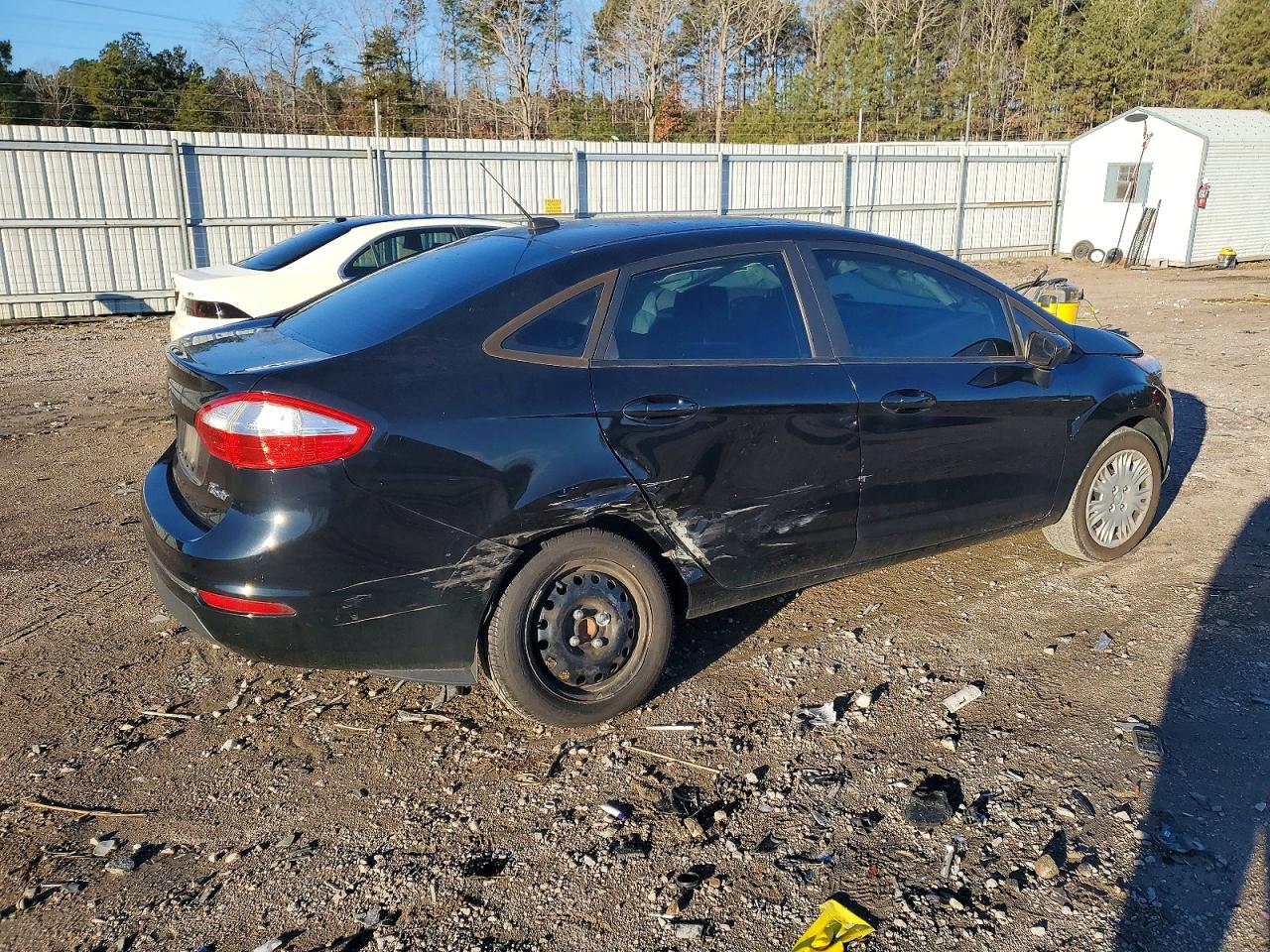 2018 FORD FIESTA S photo 3