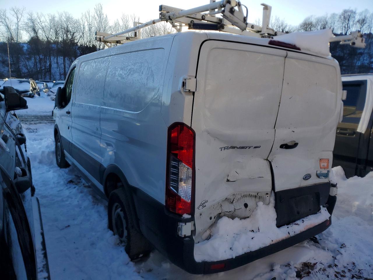 2020 FORD TRANSIT T-150 photo 2