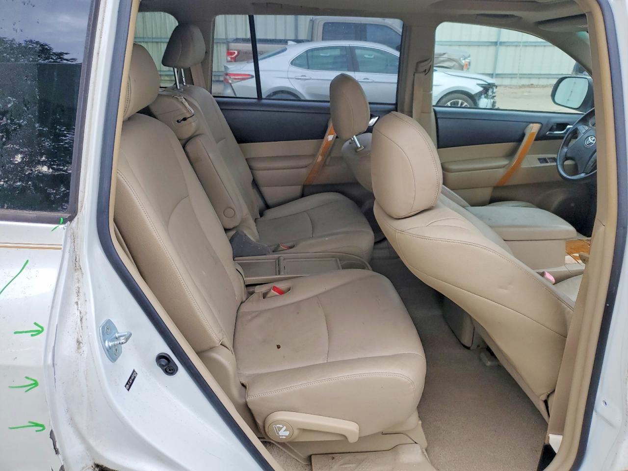 2010 TOYOTA HIGHLANDER HYBRID LIMITED photo 11