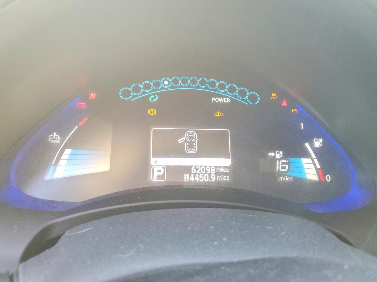 2013 NISSAN LEAF S photo 9