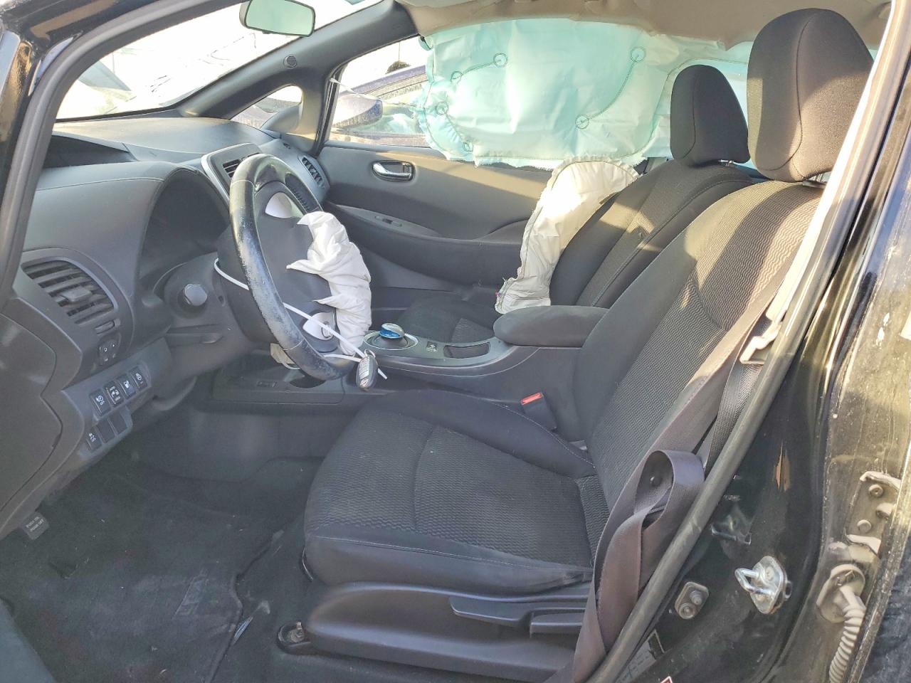 2013 NISSAN LEAF S photo 7