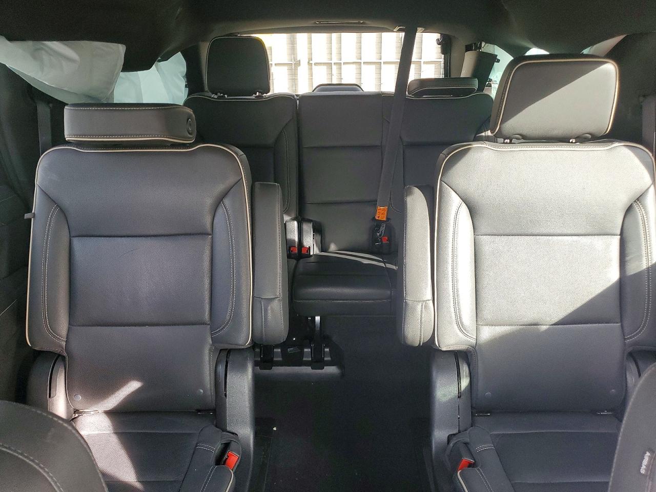 2023 CHEVROLET TAHOE C1500 PREMIER photo 10