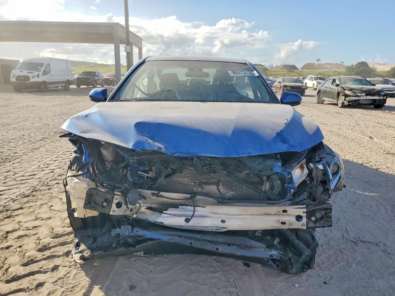 2018 TOYOTA CAMRY L photo 5