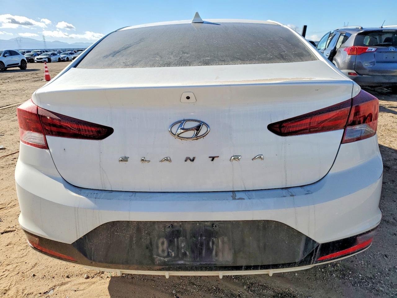 2019 HYUNDAI ELANTRA SEL photo 6