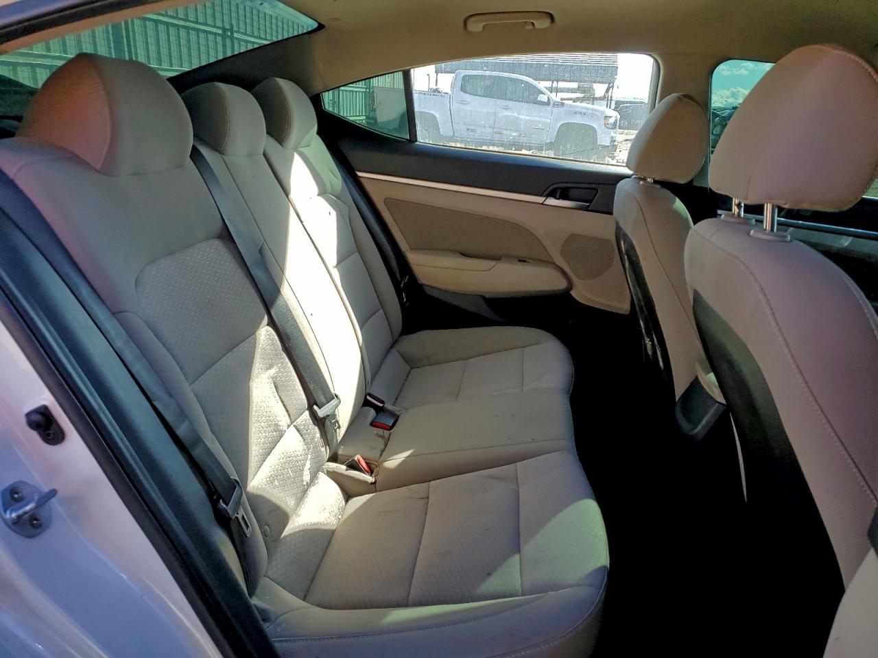 2019 HYUNDAI ELANTRA SEL photo 10