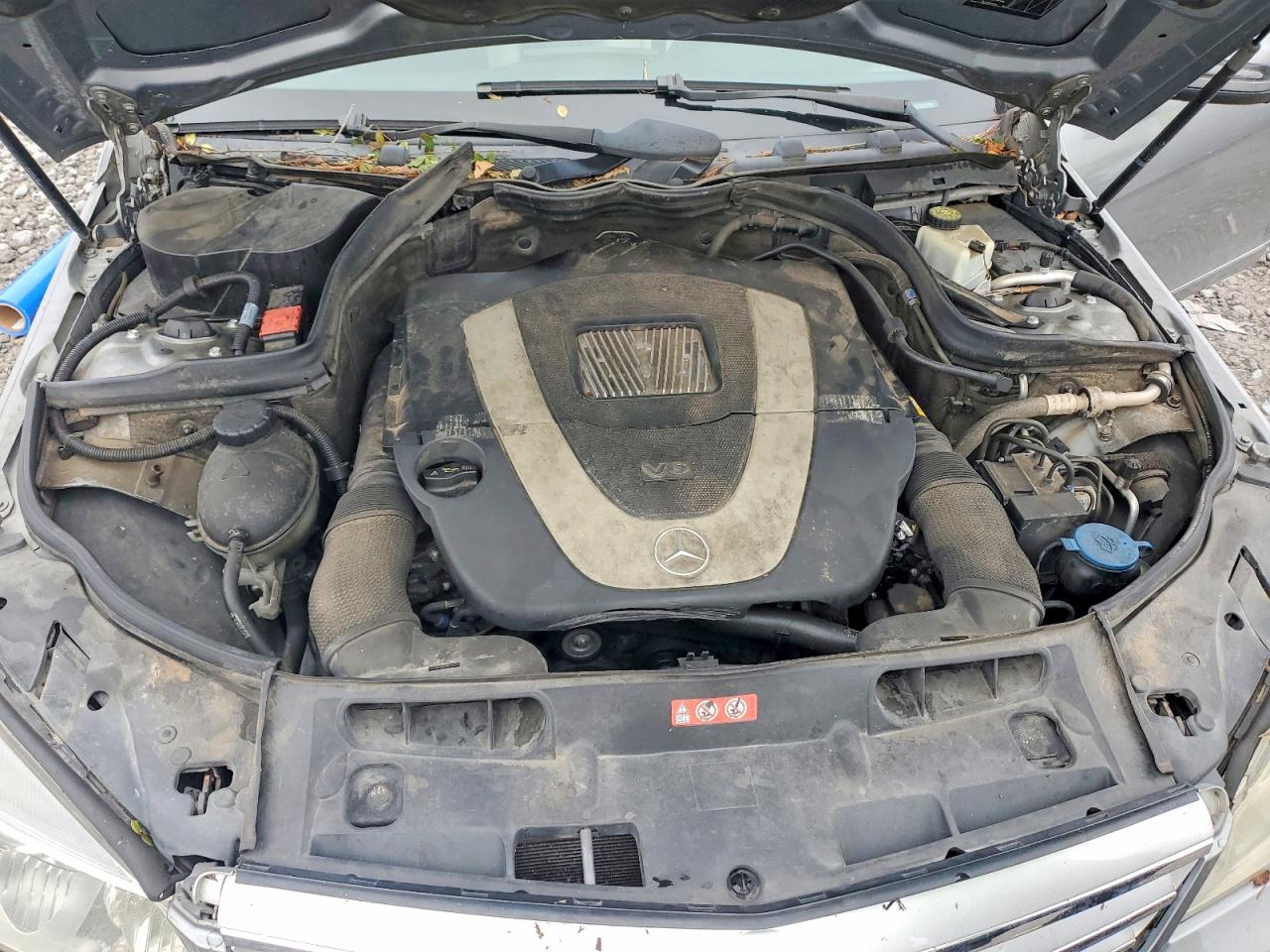 2010 MERCEDES-BENZ C 300 photo 11