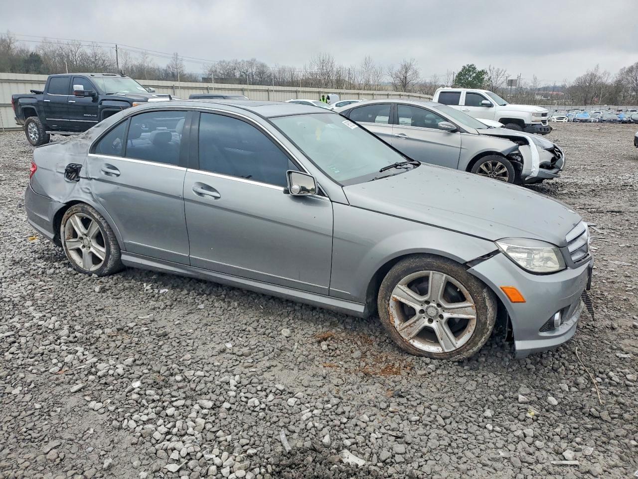 2010 MERCEDES-BENZ C 300 photo 4