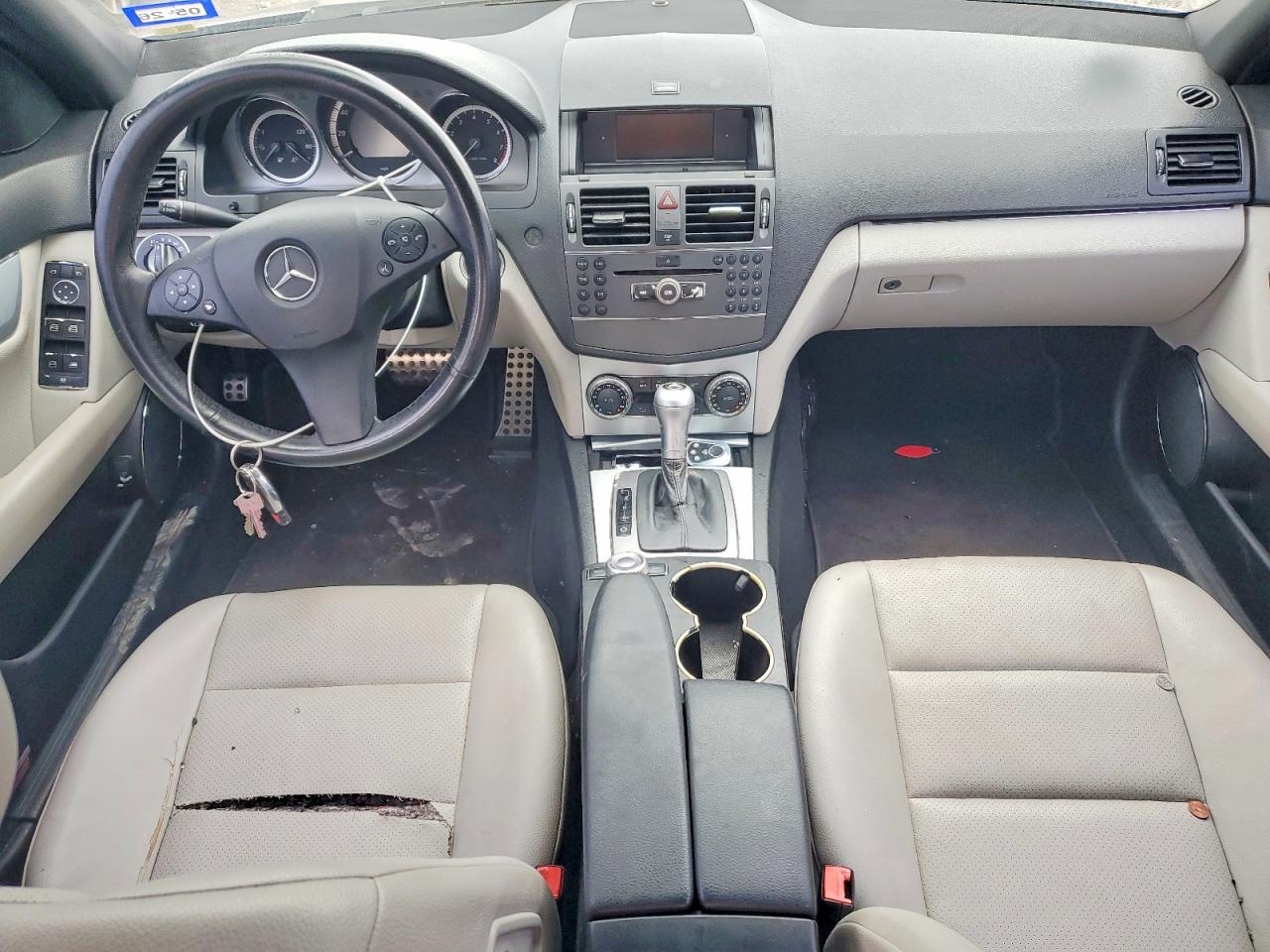 2010 MERCEDES-BENZ C 300 photo 8