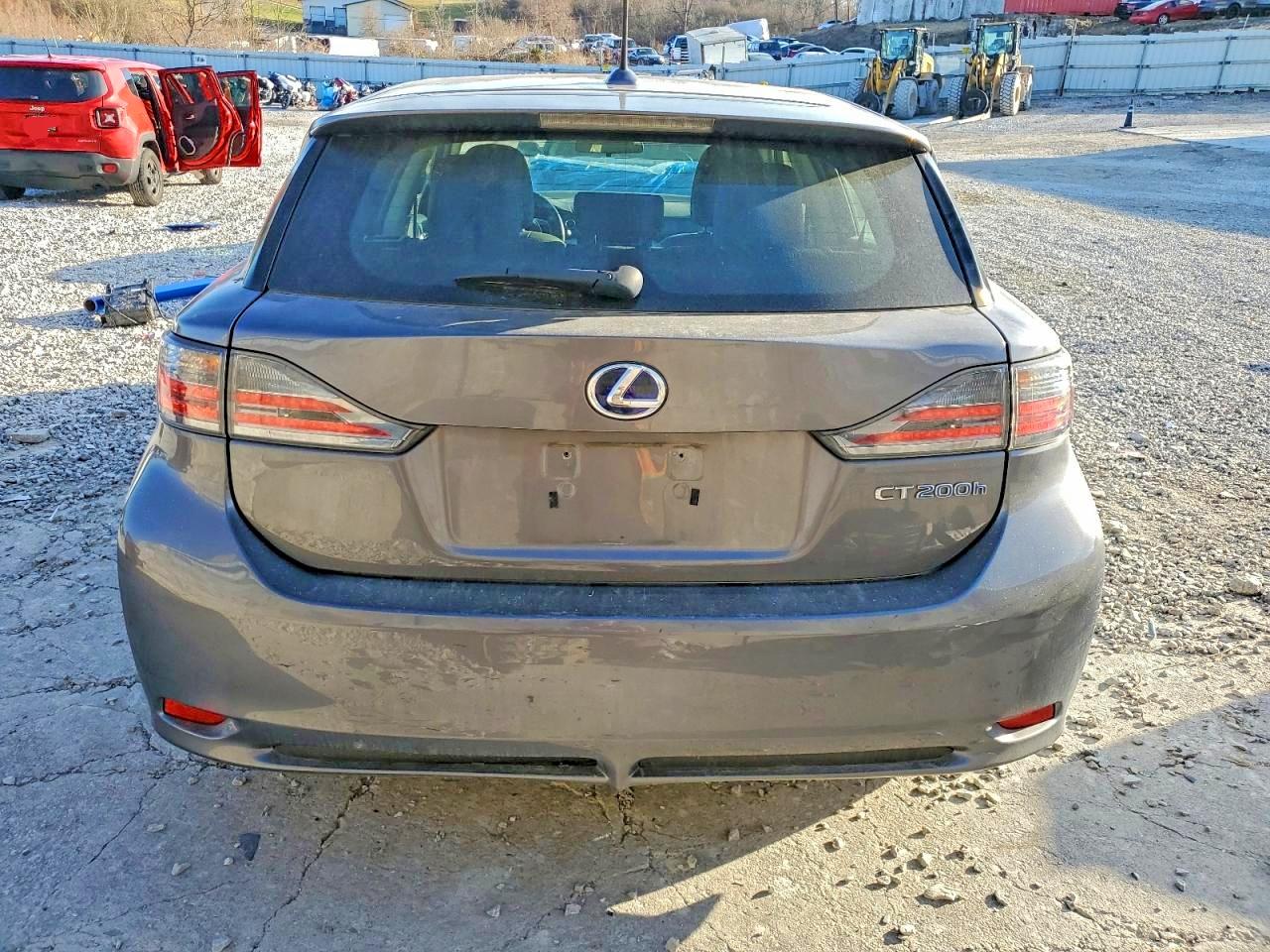 2012 LEXUS CT 200 photo 6