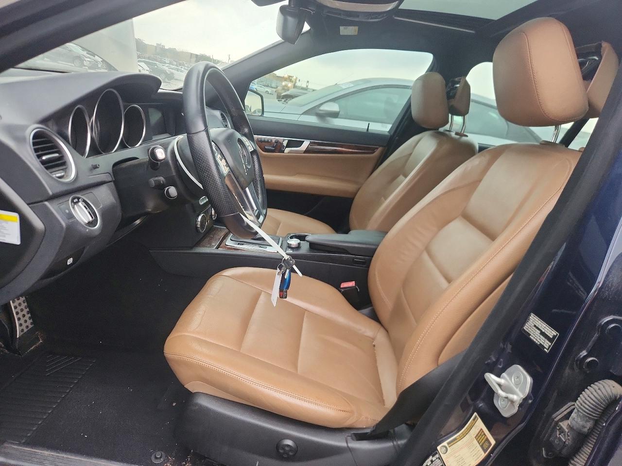2013 MERCEDES-BENZ C 250 photo 7