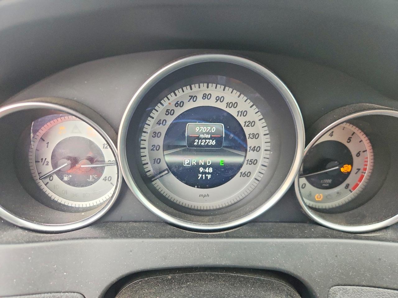 2013 MERCEDES-BENZ C 250 photo 9