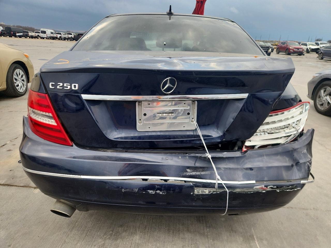 2013 MERCEDES-BENZ C 250 photo 6