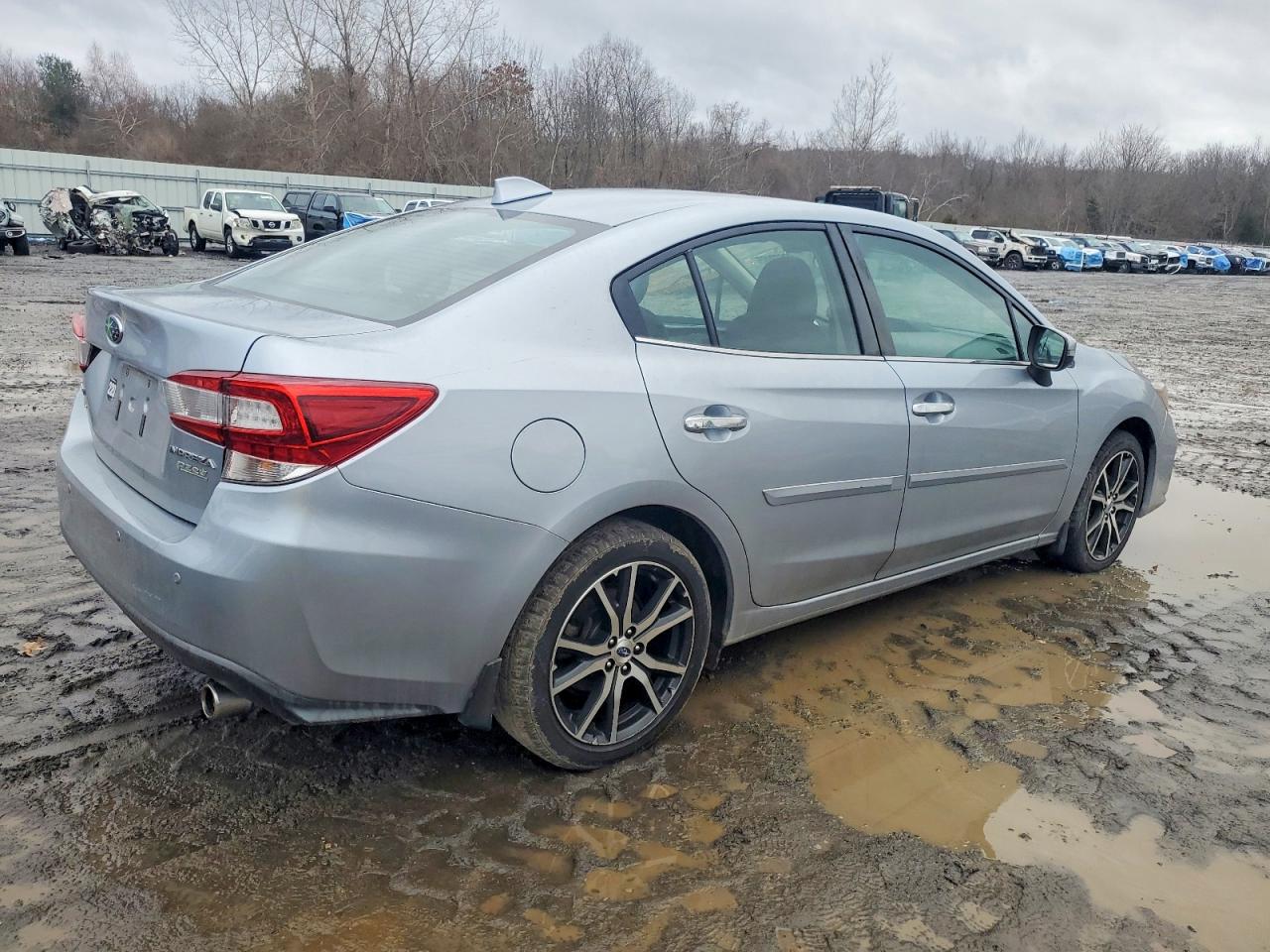 2017 SUBARU IMPREZA LIMITED photo 3