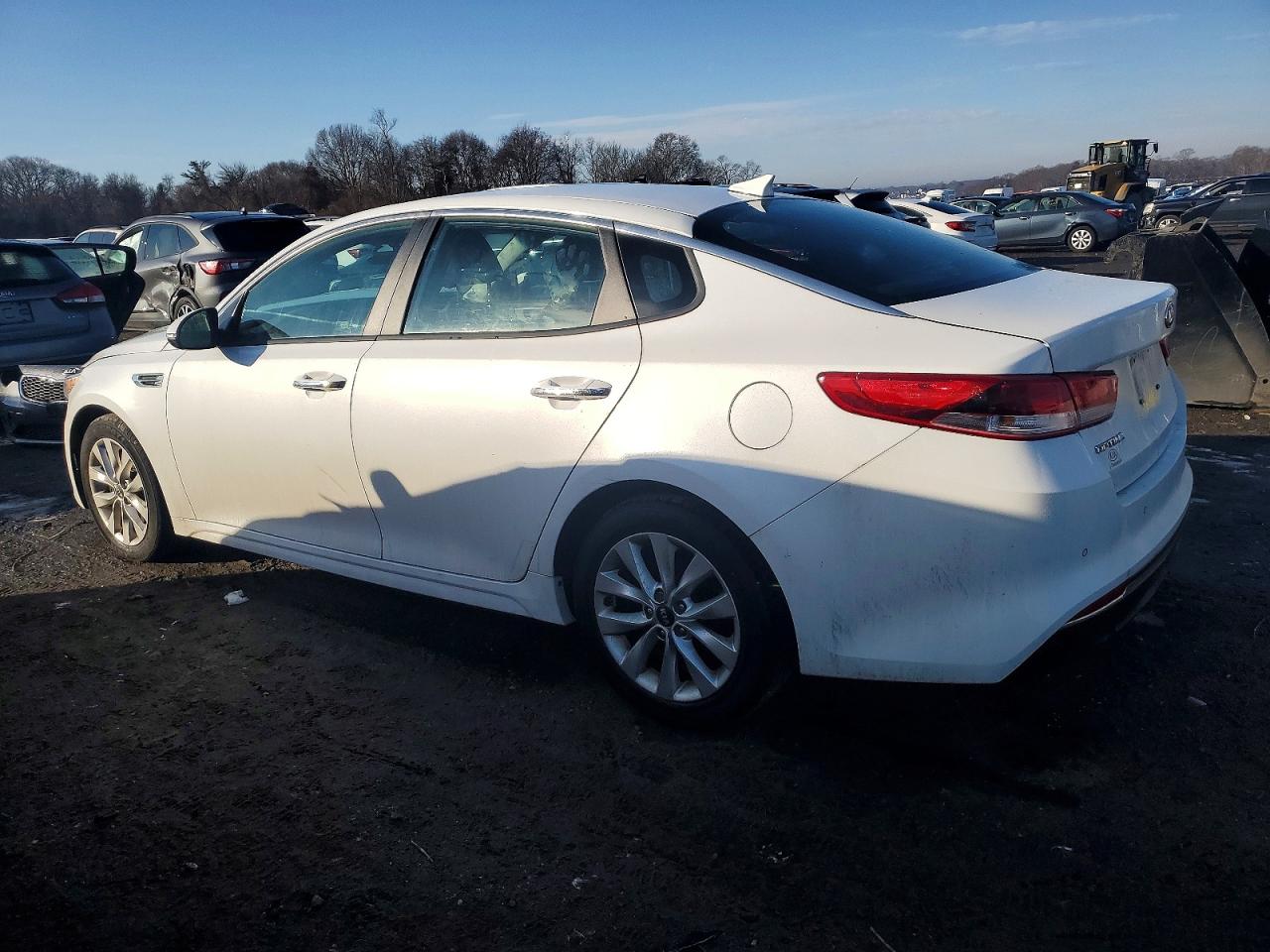 2018 KIA OPTIMA LX photo 2
