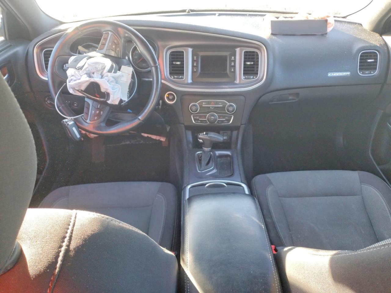 2015 DODGE CHARGER SE photo 8