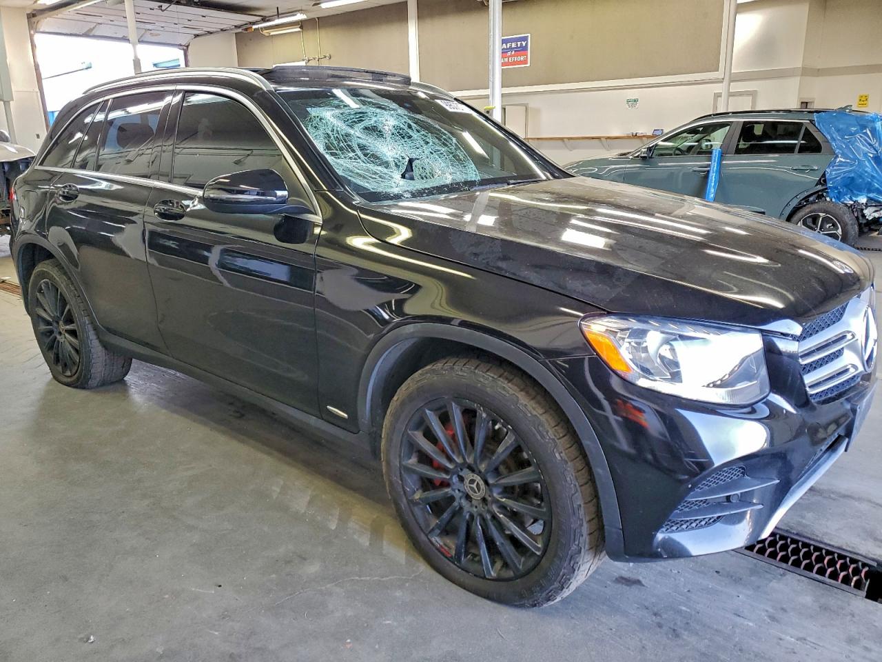 2018 MERCEDES-BENZ GLC 300 4MATIC photo 4