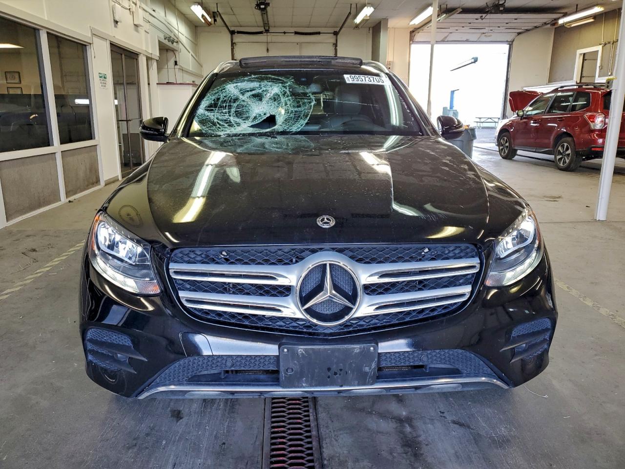 2018 MERCEDES-BENZ GLC 300 4MATIC photo 5