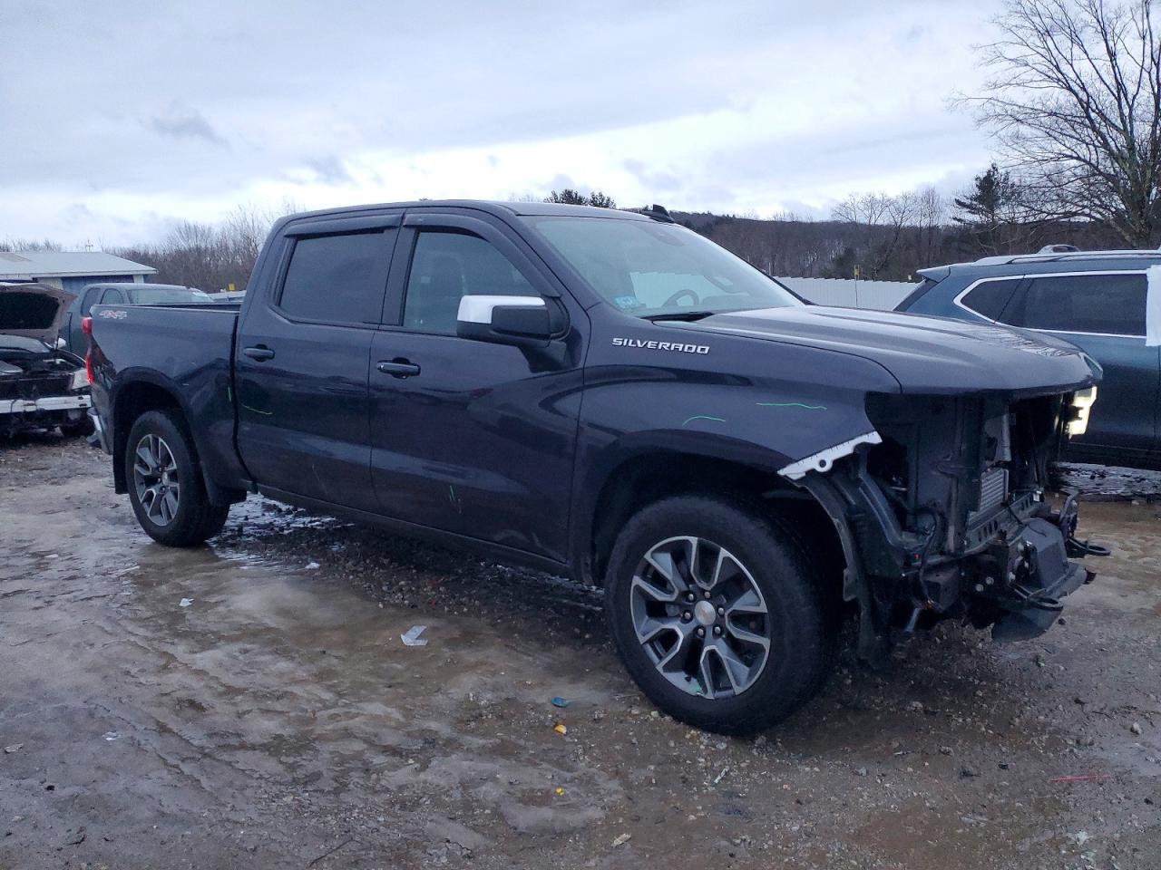 2023 CHEVROLET SILVERADO K1500 LT-L photo 4
