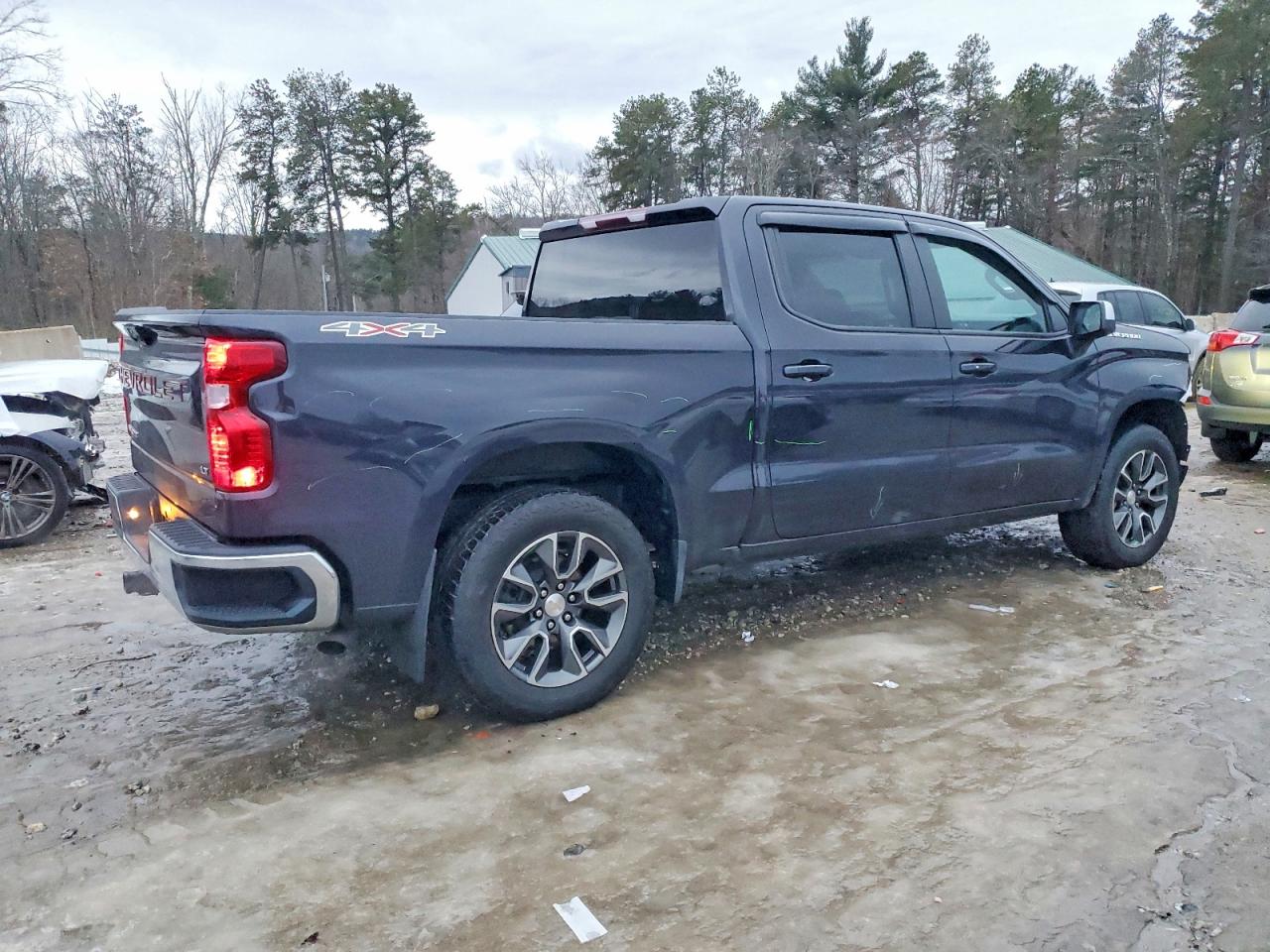 2023 CHEVROLET SILVERADO K1500 LT-L photo 3