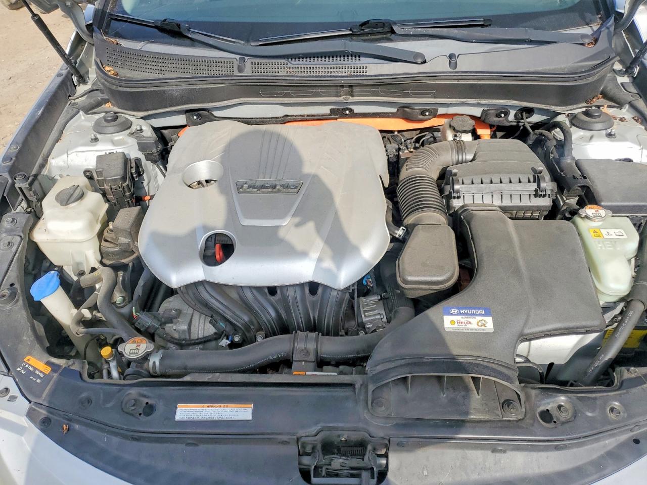 2015 HYUNDAI SONATA HYBRID photo 11