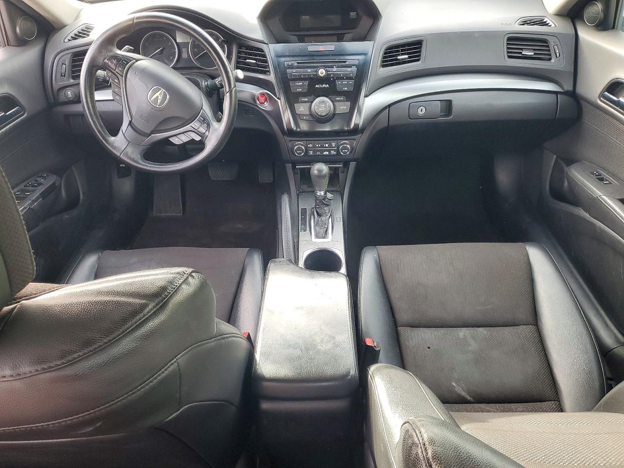 2013 ACURA ILX 20 photo 8