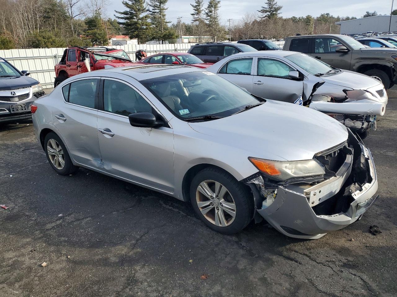 2013 ACURA ILX 20 photo 4
