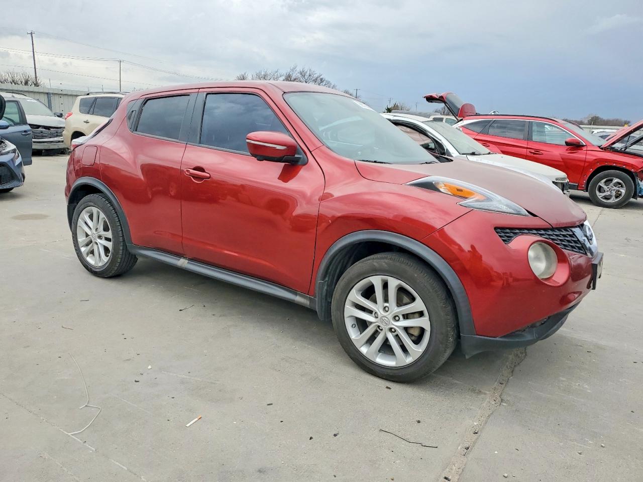 2015 NISSAN JUKE S photo 4