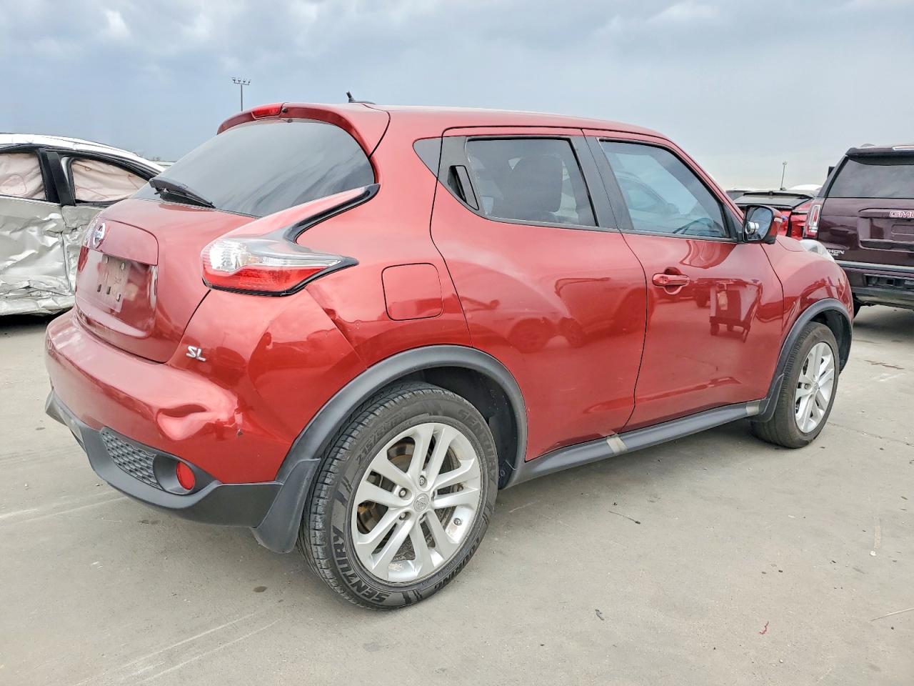 2015 NISSAN JUKE S photo 3