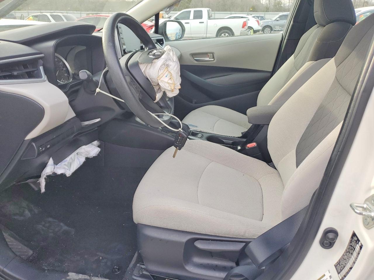 2020 TOYOTA COROLLA LE photo 7