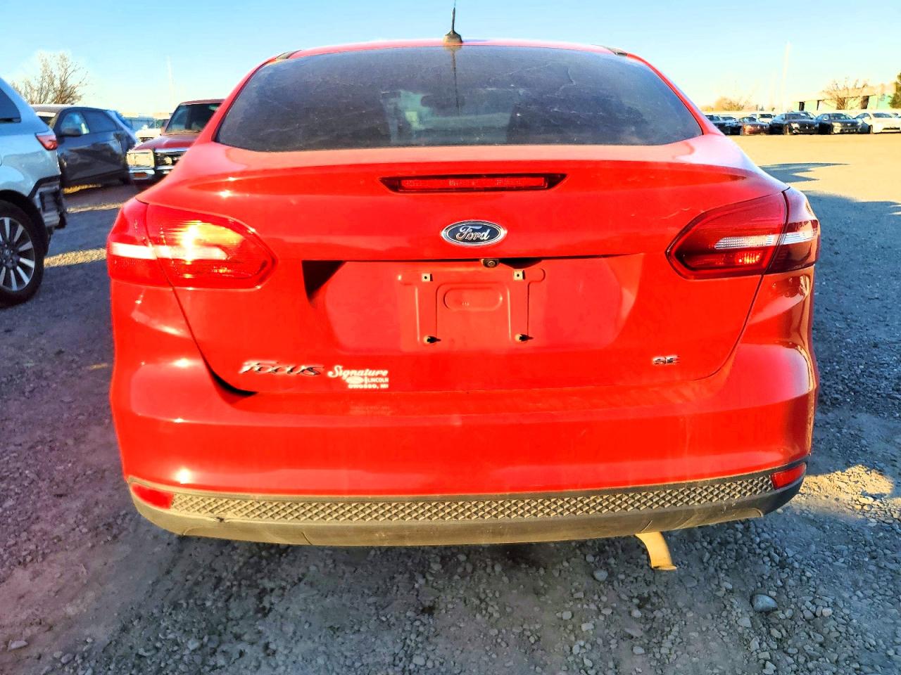 2017 FORD FOCUS photo 11