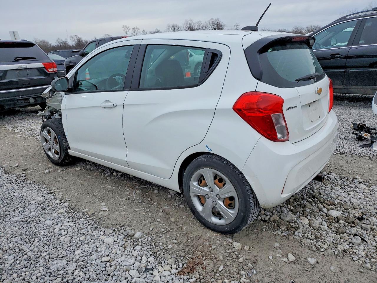 2019 CHEVROLET SPARK LS photo 2