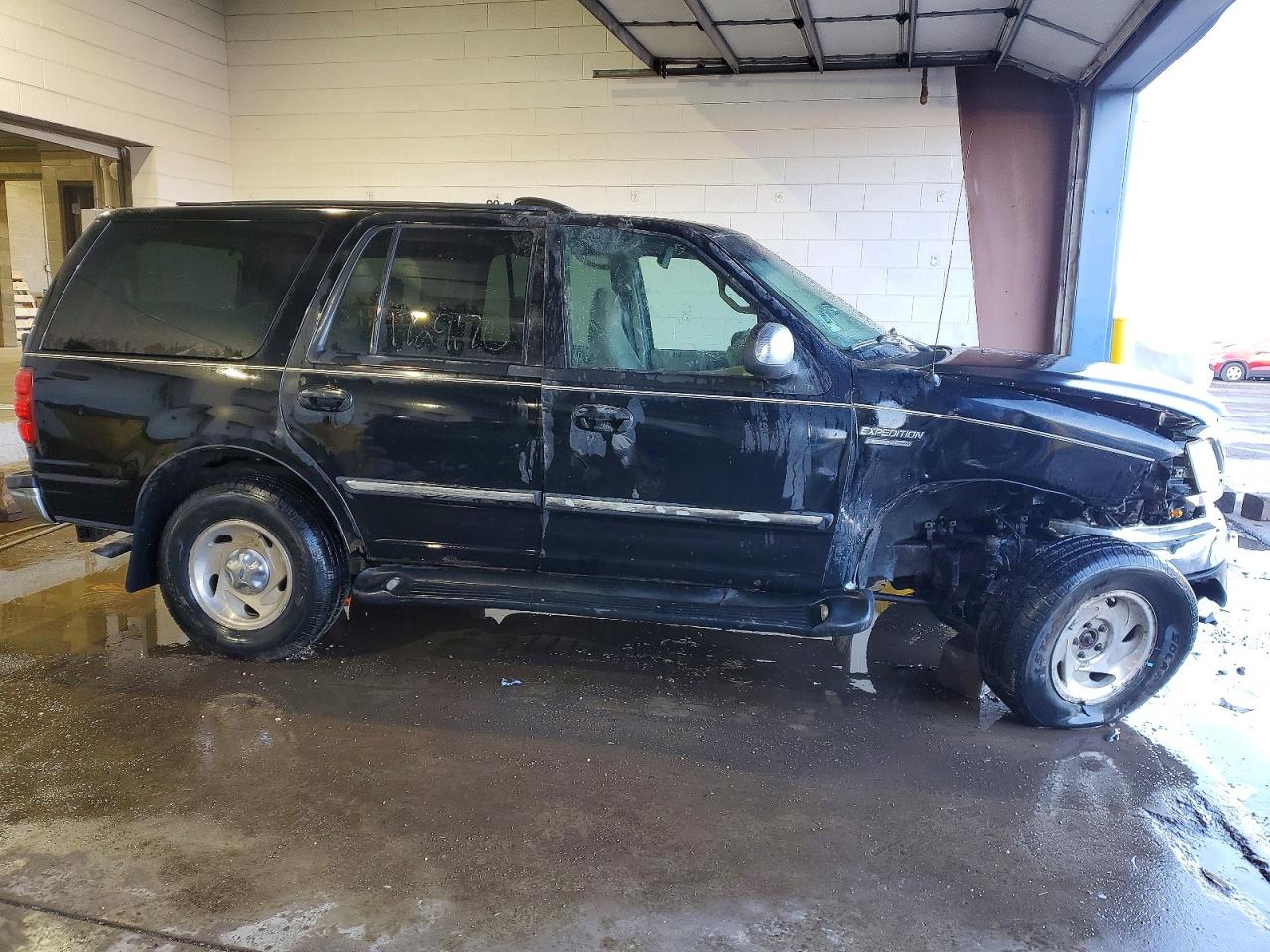 1999 FORD EXPEDITION photo 4