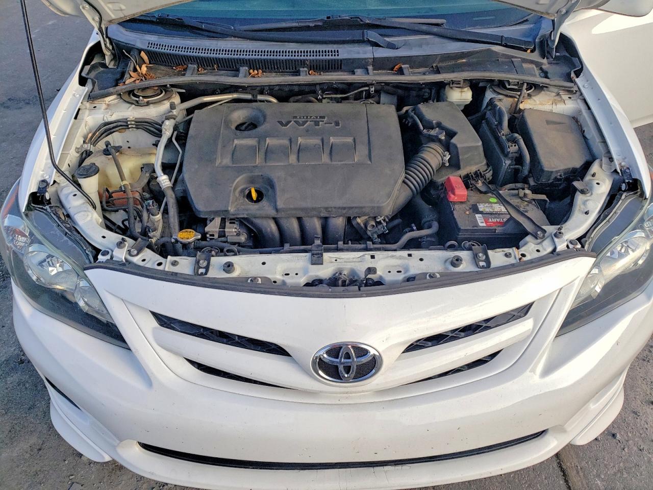 2013 TOYOTA COROLLA S photo 11