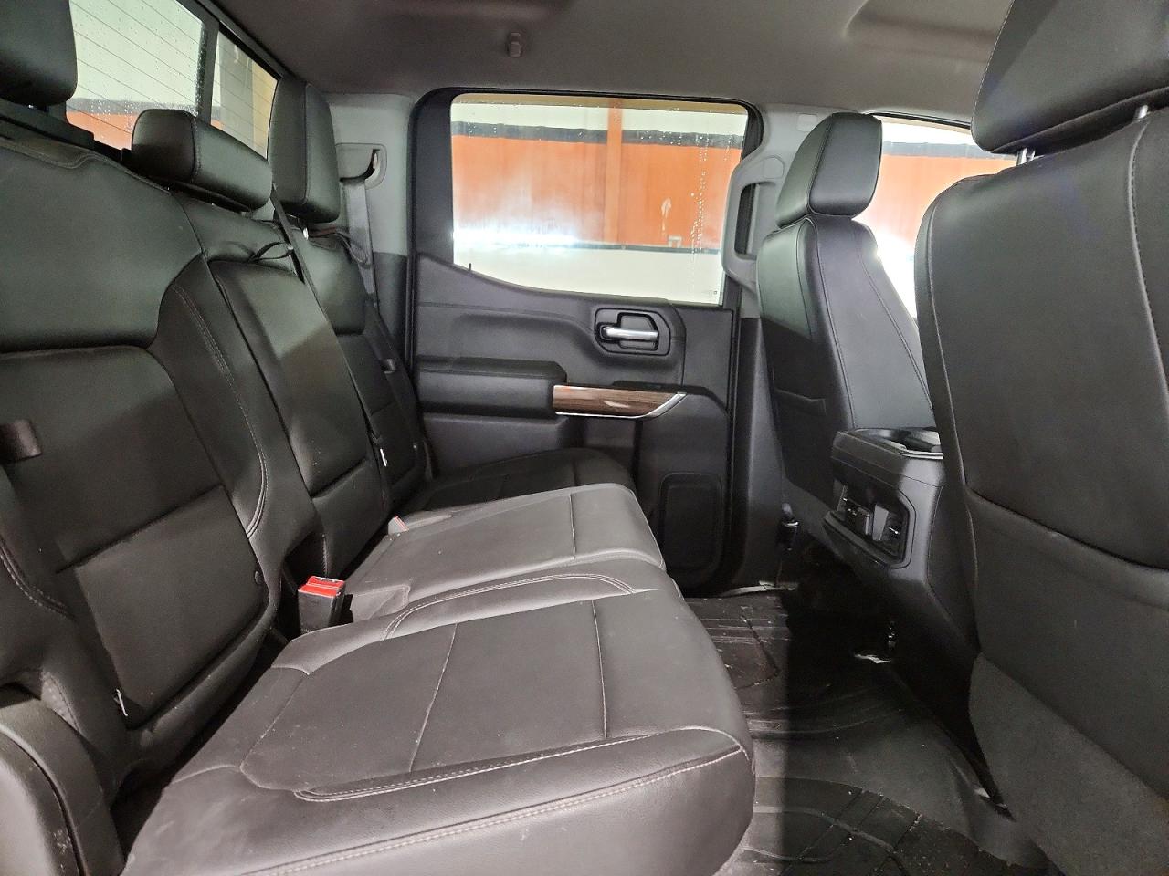 2019 CHEVROLET SILVERADO K1500 RST photo 10