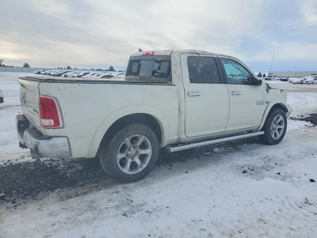 2017 RAM 1500 LARAMIE photo 3