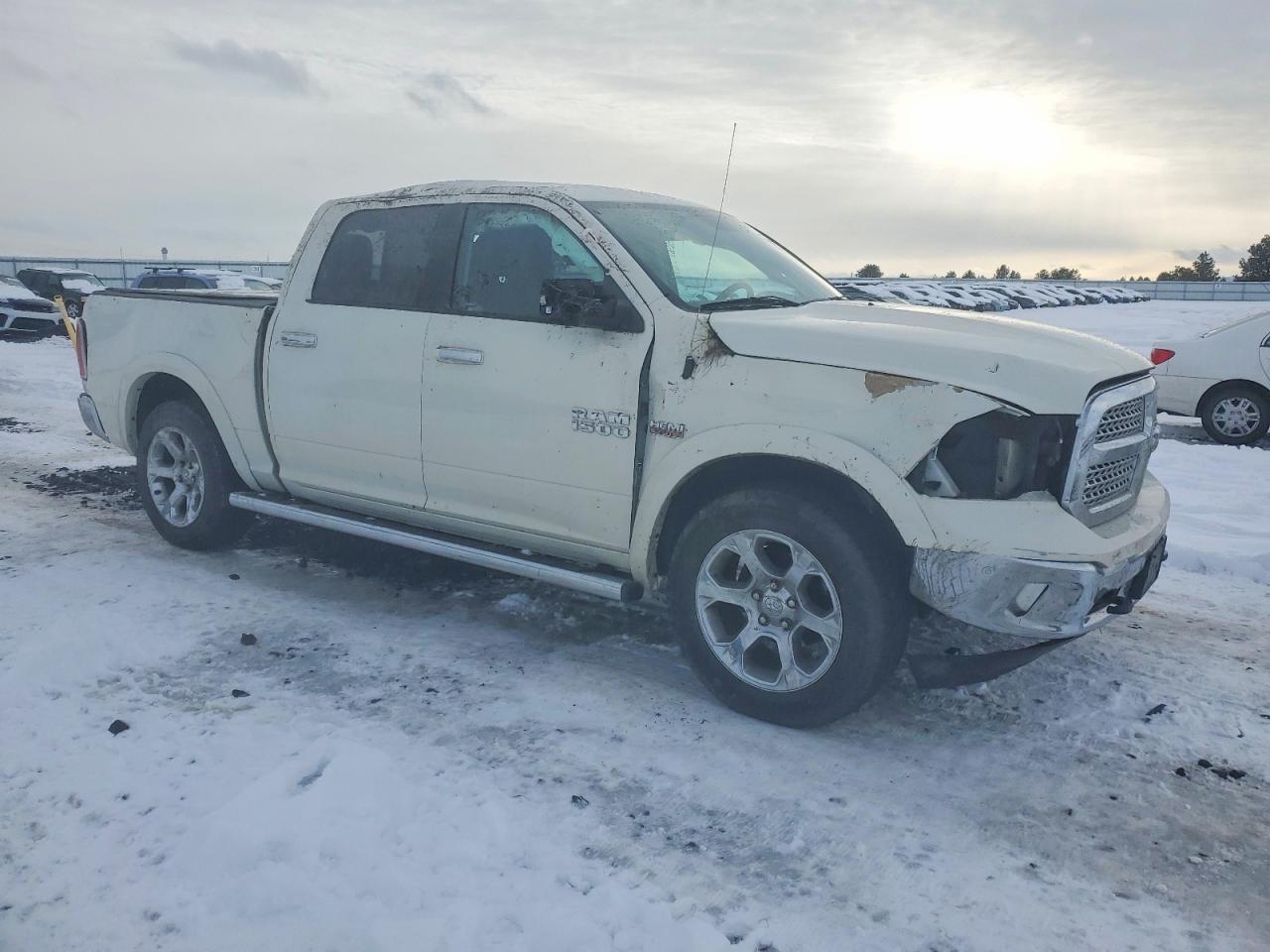 2017 RAM 1500 LARAMIE photo 4
