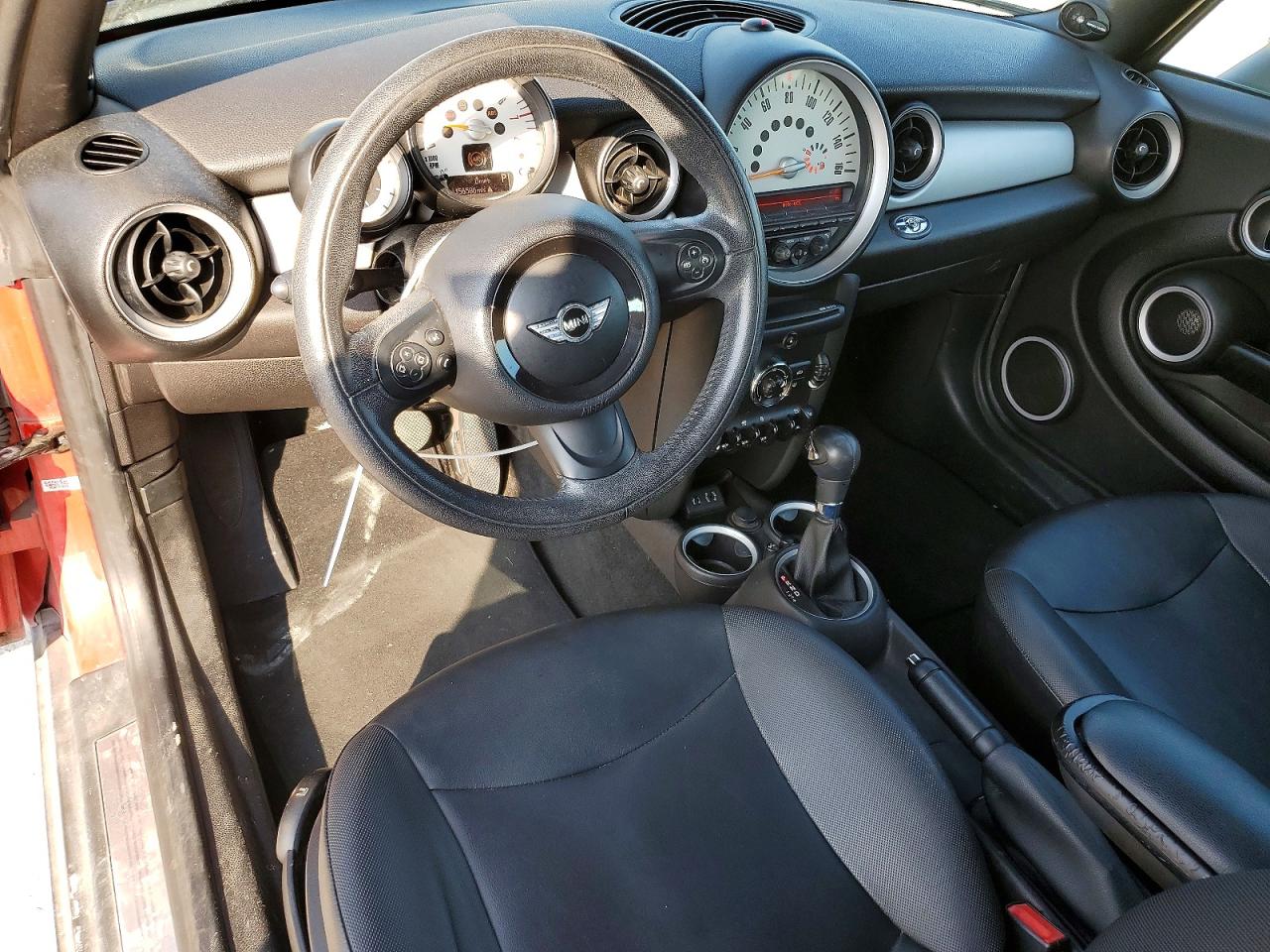 2014 MINI COOPER photo 8