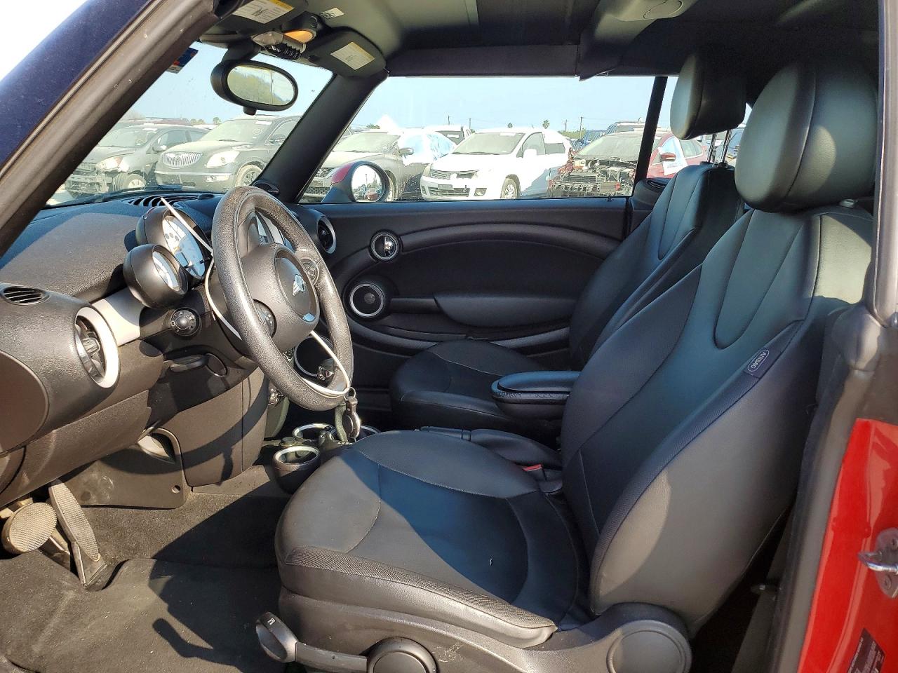 2014 MINI COOPER photo 7