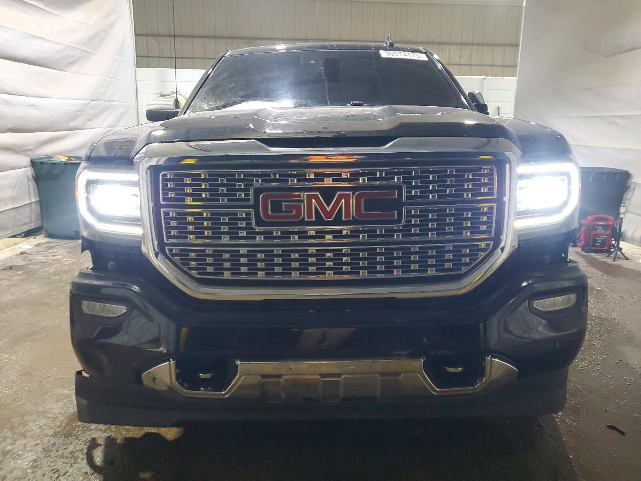 2017 GMC SIERRA K1500 DENALI photo 5