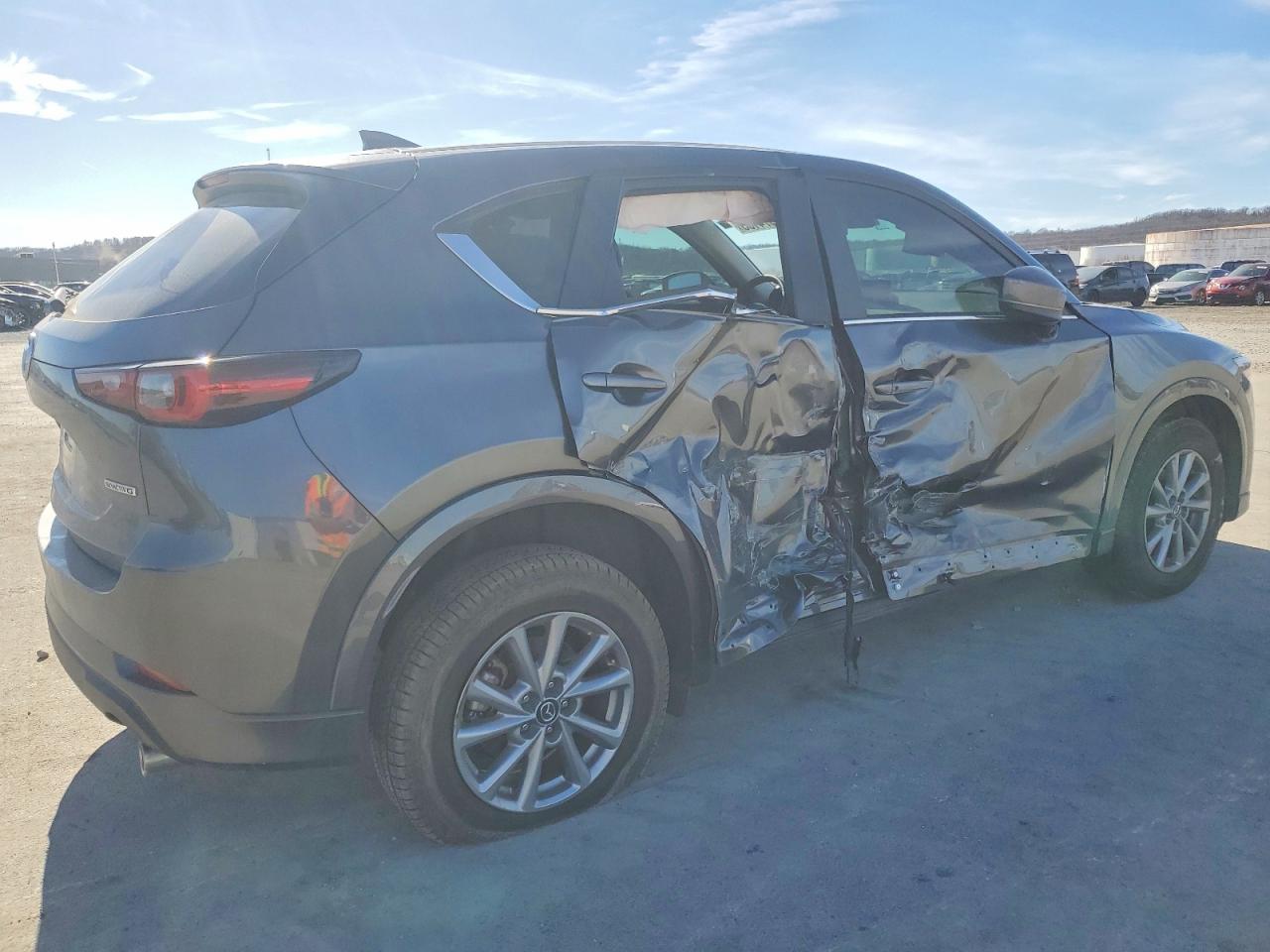 2025 MAZDA CX-5 PREFERRED photo 3