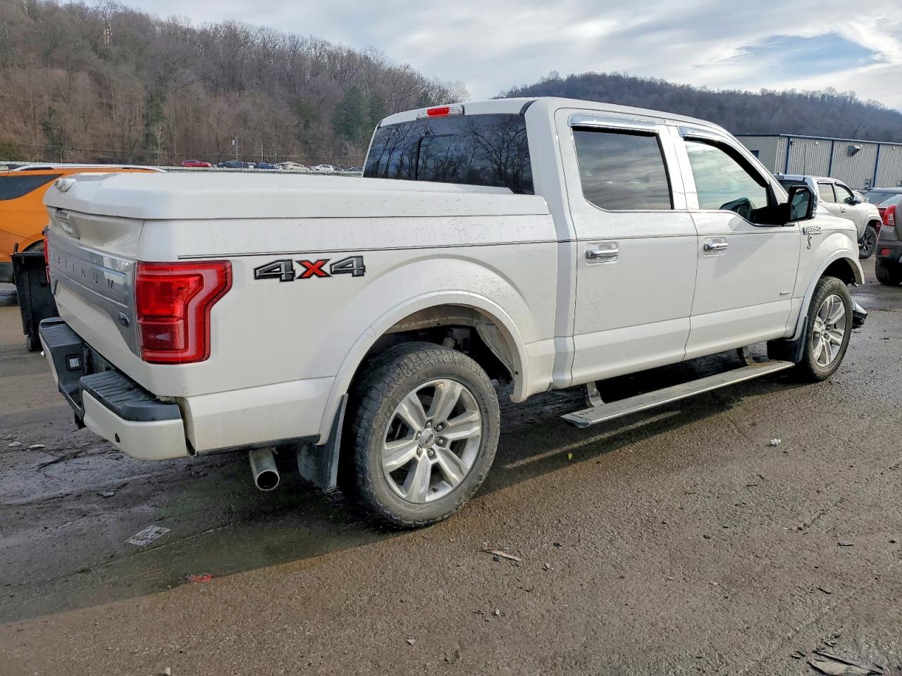 2015 FORD F150 SUPERCREW photo 3