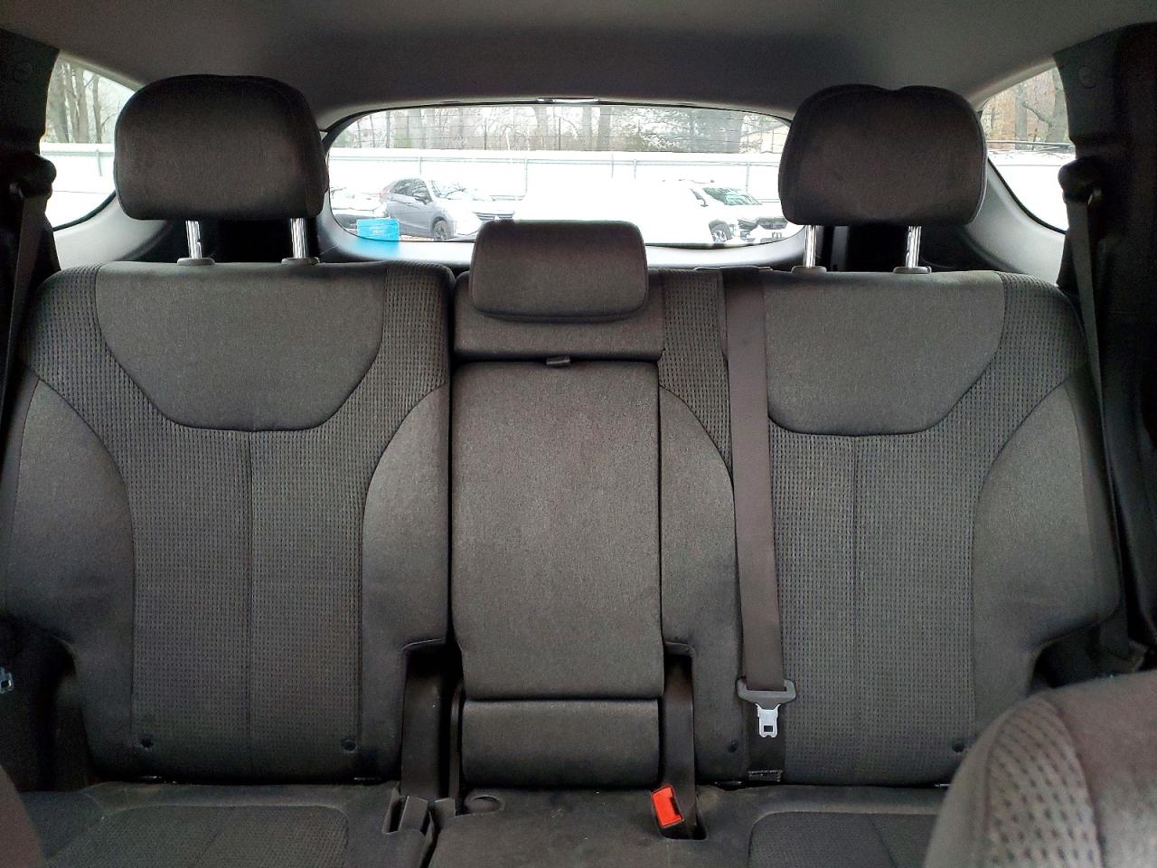 2019 HYUNDAI SANTA FE SE photo 10