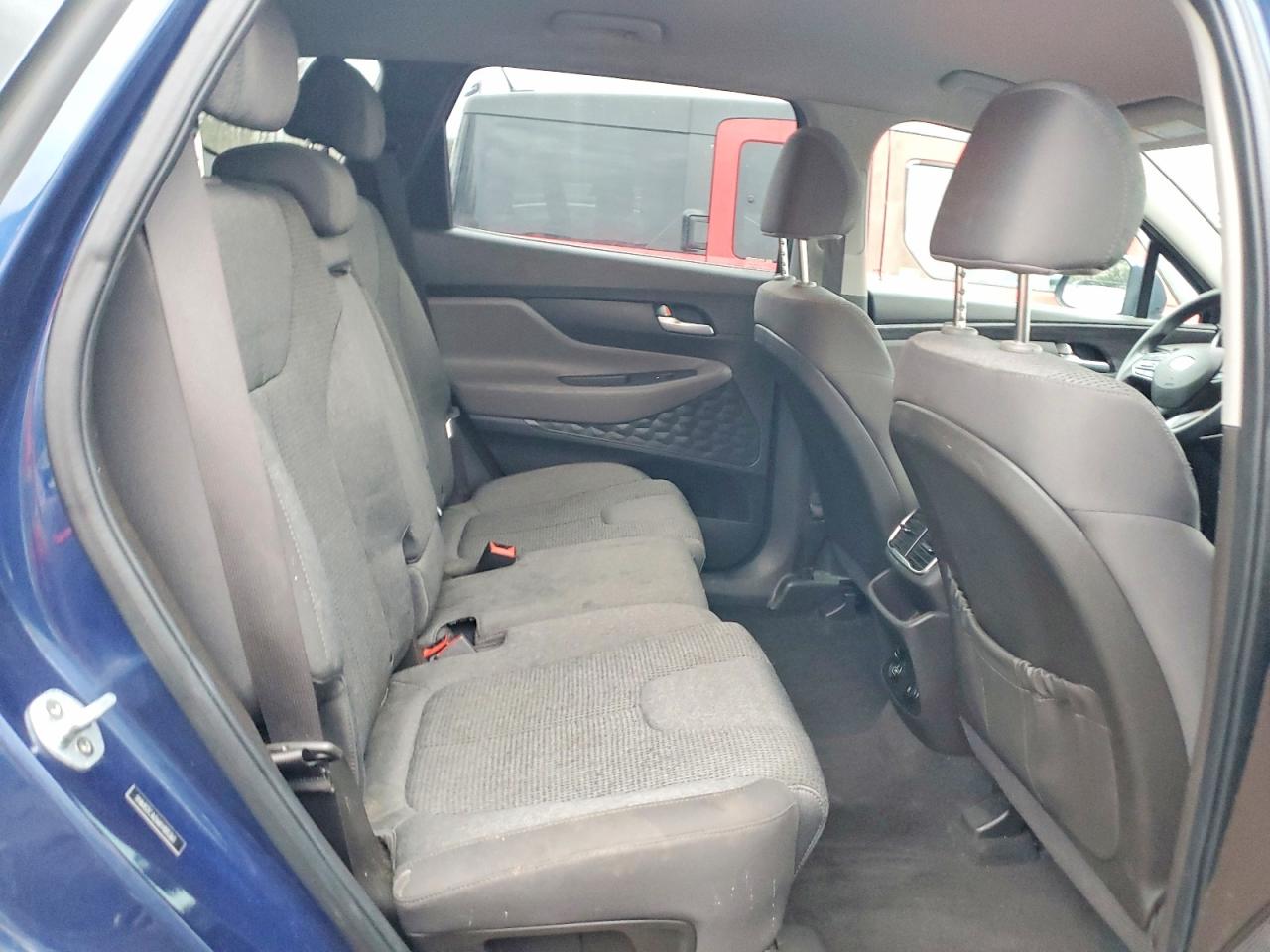 2019 HYUNDAI SANTA FE SE photo 11