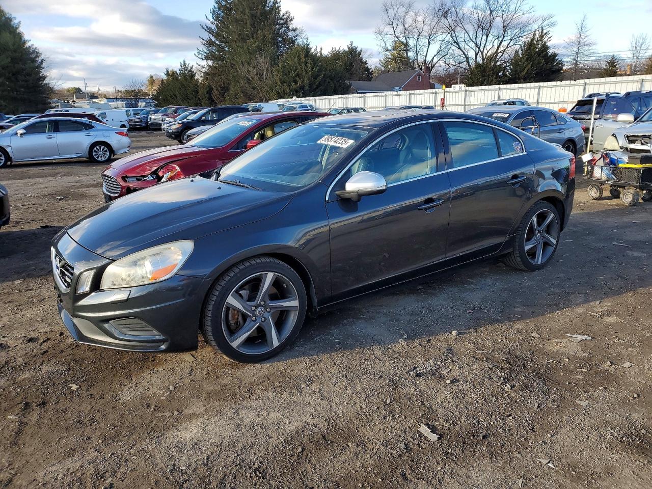 2013 VOLVO S60