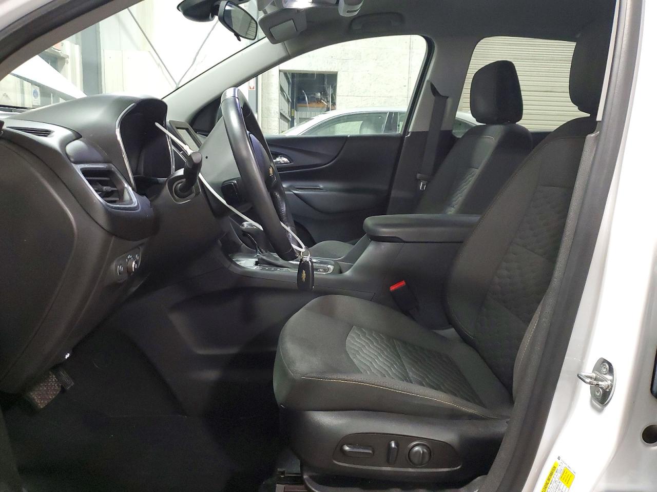 2021 CHEVROLET EQUINOX LT photo 7